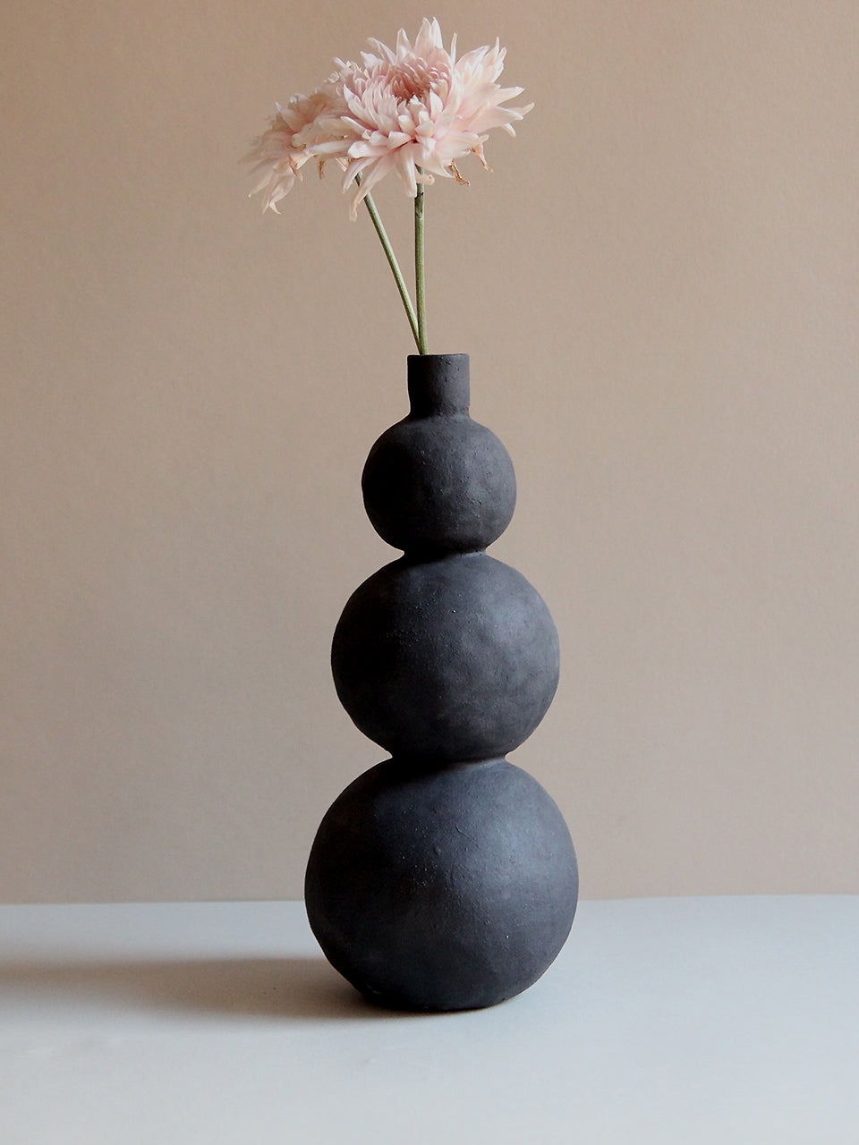 Sphere vase